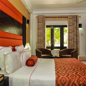 Superior Deluxe Room on F&B Laundry